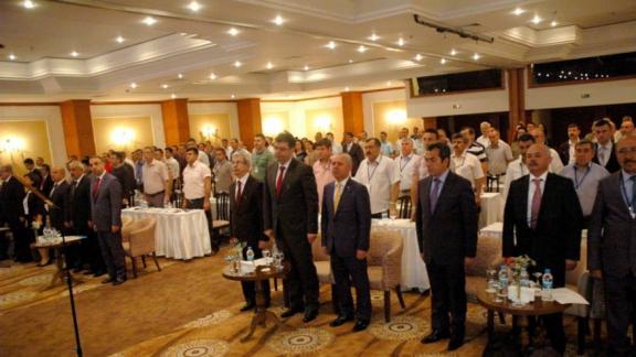 MEB, Kamu-İş ve Koop-İş Sendikası ile ortak düzenlenen eğitim semineri Antalyada yapıldı.