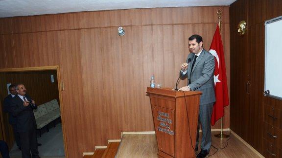 Genel Müdür Ayhan, Çayeli Hizmet İçi Eğitim Enstitüsün´de yapılmakta olan "Taşımalı Eğitim Uygulamaları" Semineri açılış programına iştirak etti.
