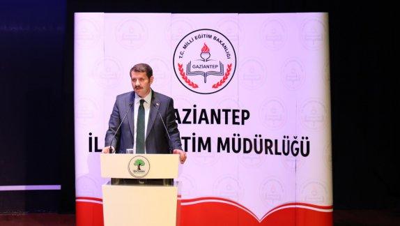 Genel Müdürümüz Sayın Salih AYHAN Gaziantep ilinde düzenlenen 2018-2019 Eğitim Öğretim Yılı sene başı "Eğitimde Dönüşümün Öncüleri Buluşması" programına katıldı. 
