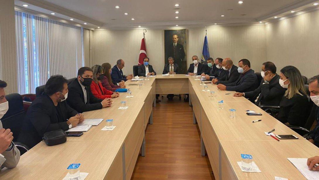 Bakanlığımız ile Türkiye Kooperatif, Ticaret ve Büro İşçileri Sendikası (Koop-İş) Arasında Toplu İş Sözleşmesi İmzalandı.