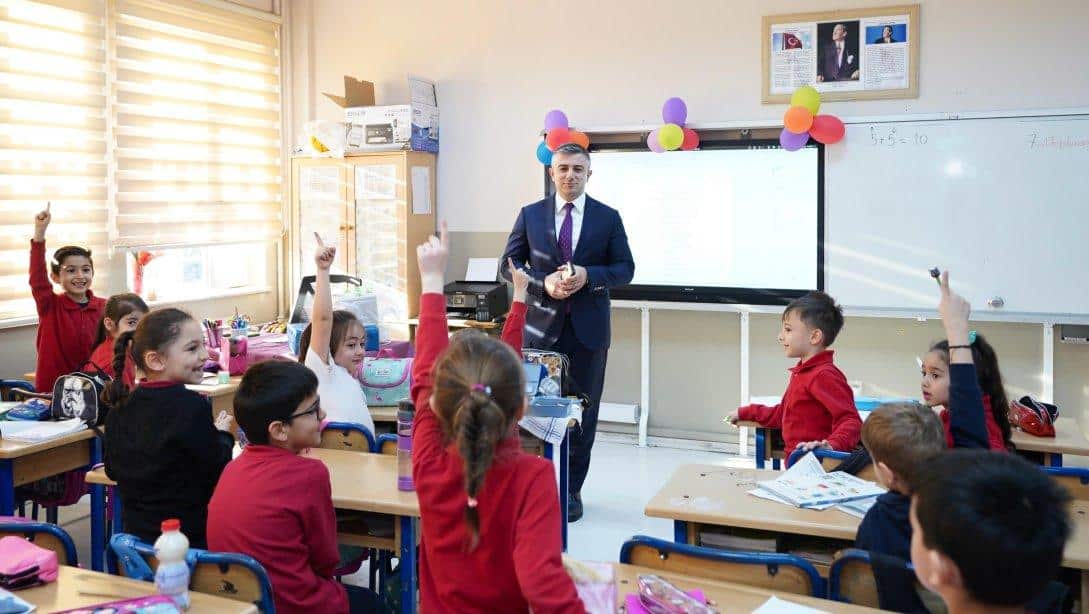 Genel Müdürümüz Ömür Fatih KARAKULLUKÇU, İstanbul ziyaretinde okul açılış törenlerine katıldı.